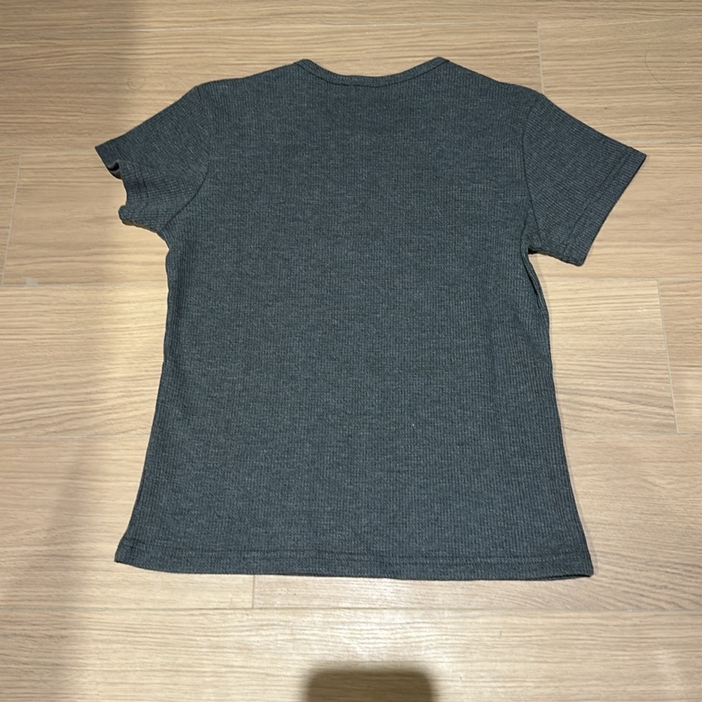 Brand new PARKE Gray Short waffle Sleeve T-Shirt size medium - Picture 3 of 6